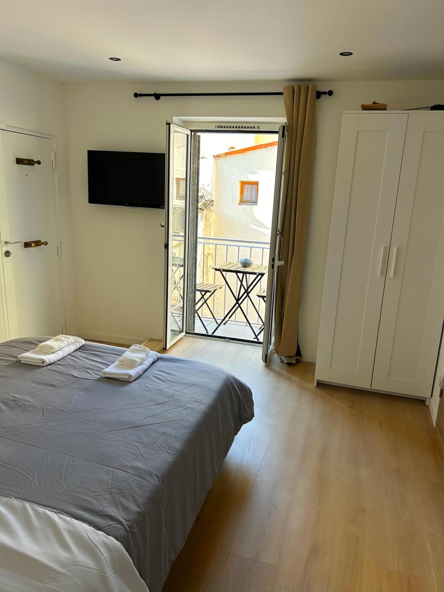 Charmant 3 Pieces Renove Au Coeur Du Vieil Antibes Exterior foto