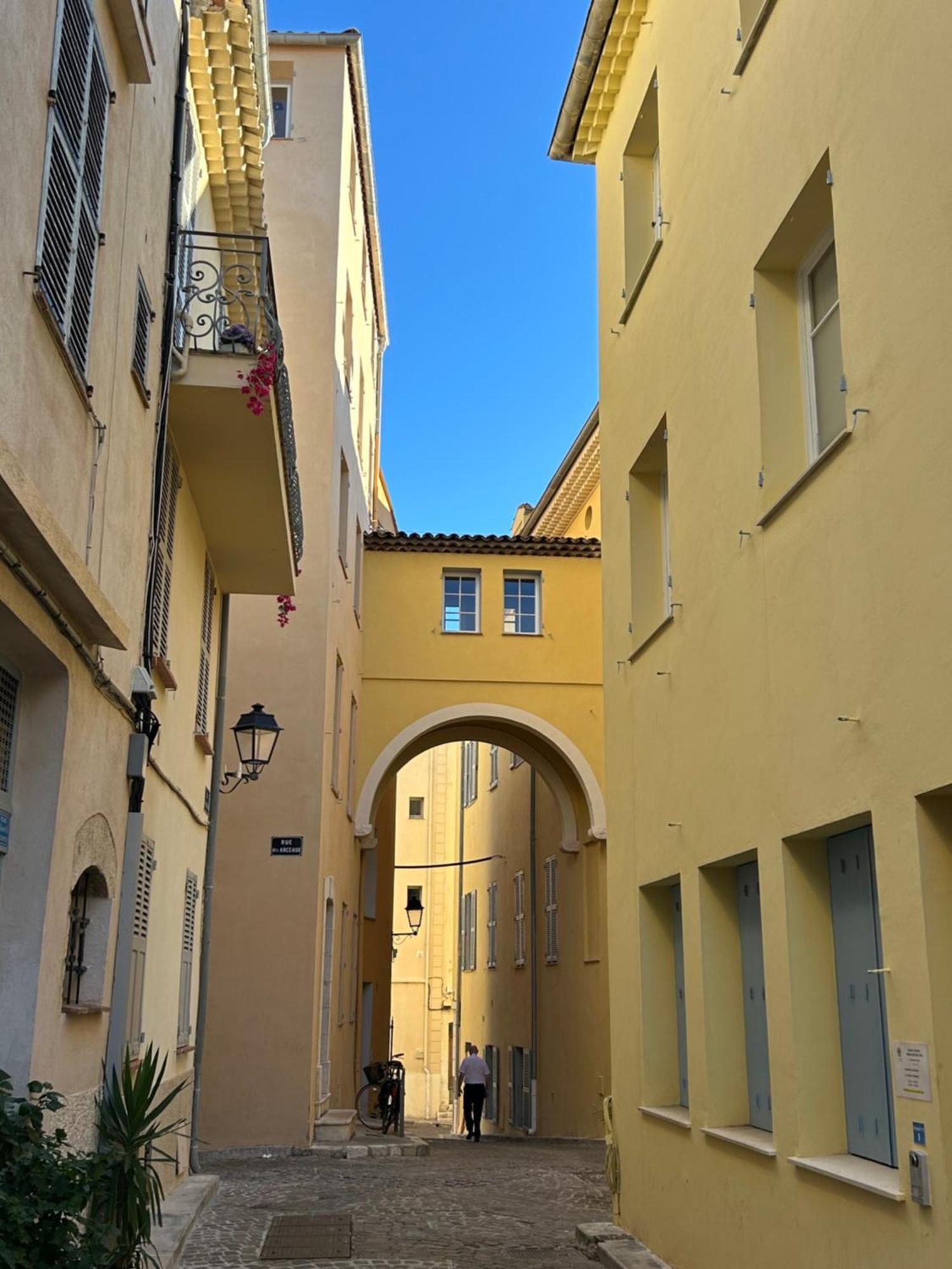 Charmant 3 Pieces Renove Au Coeur Du Vieil Antibes Exterior foto